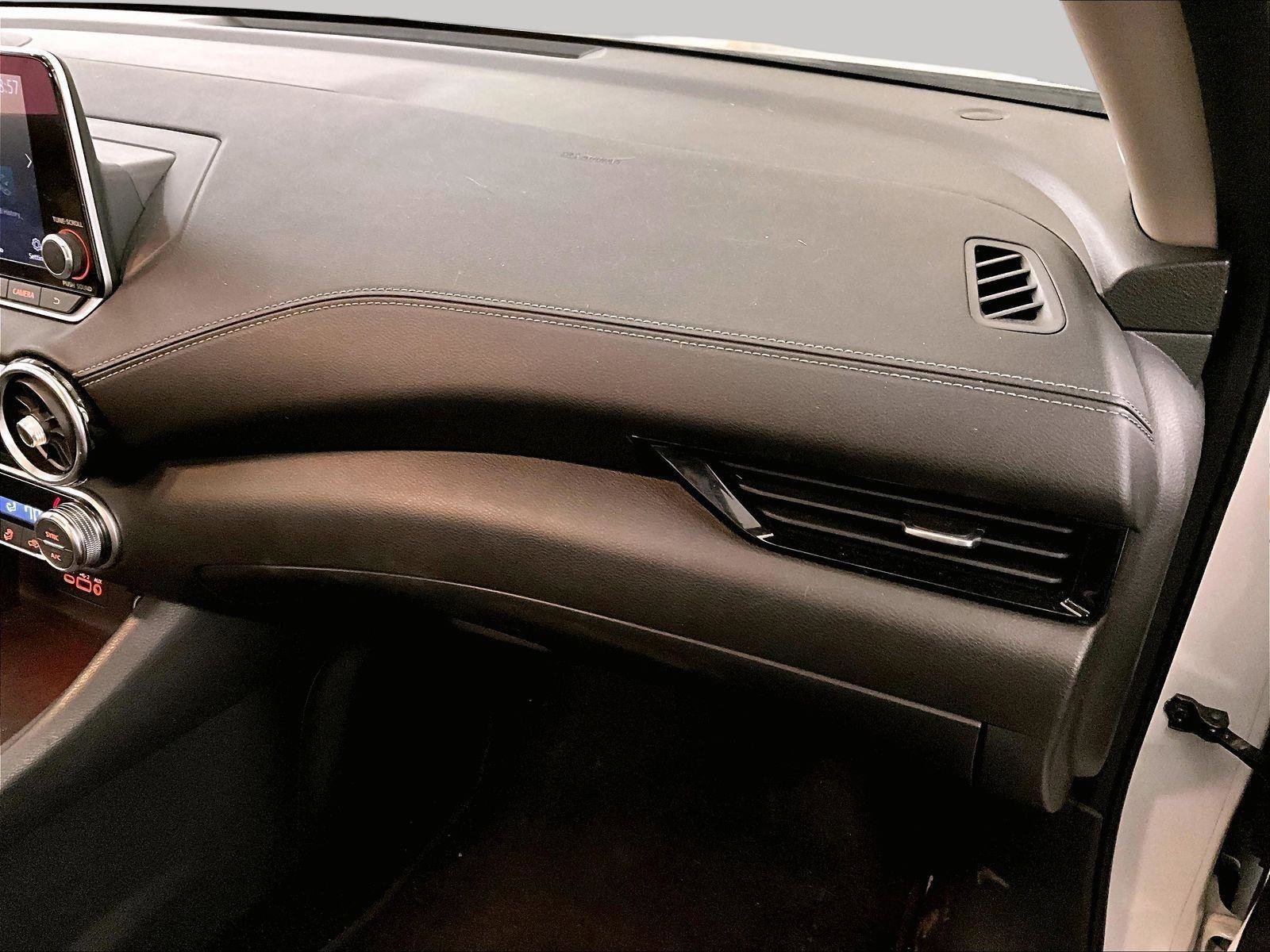 Used 2021 Nissan Sentra SV FWD image 16