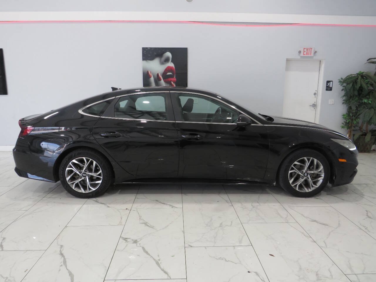 Used 2021 Hyundai Sonata SEL FWD image 3