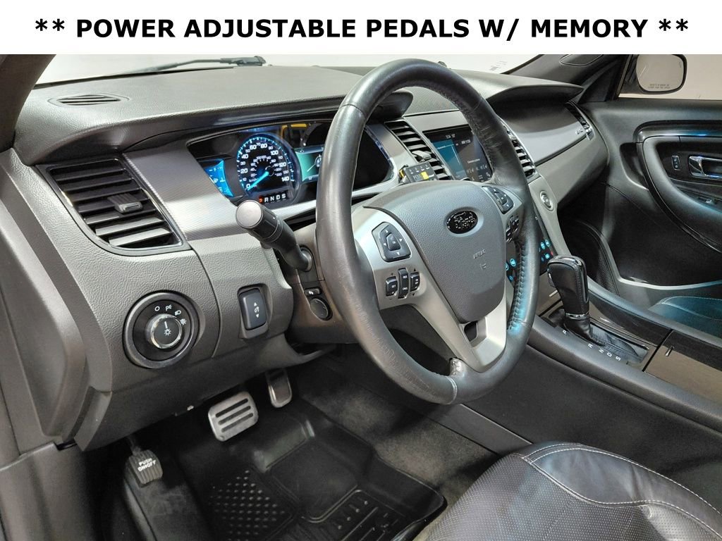 Used 2018 Ford Taurus SHO image 12