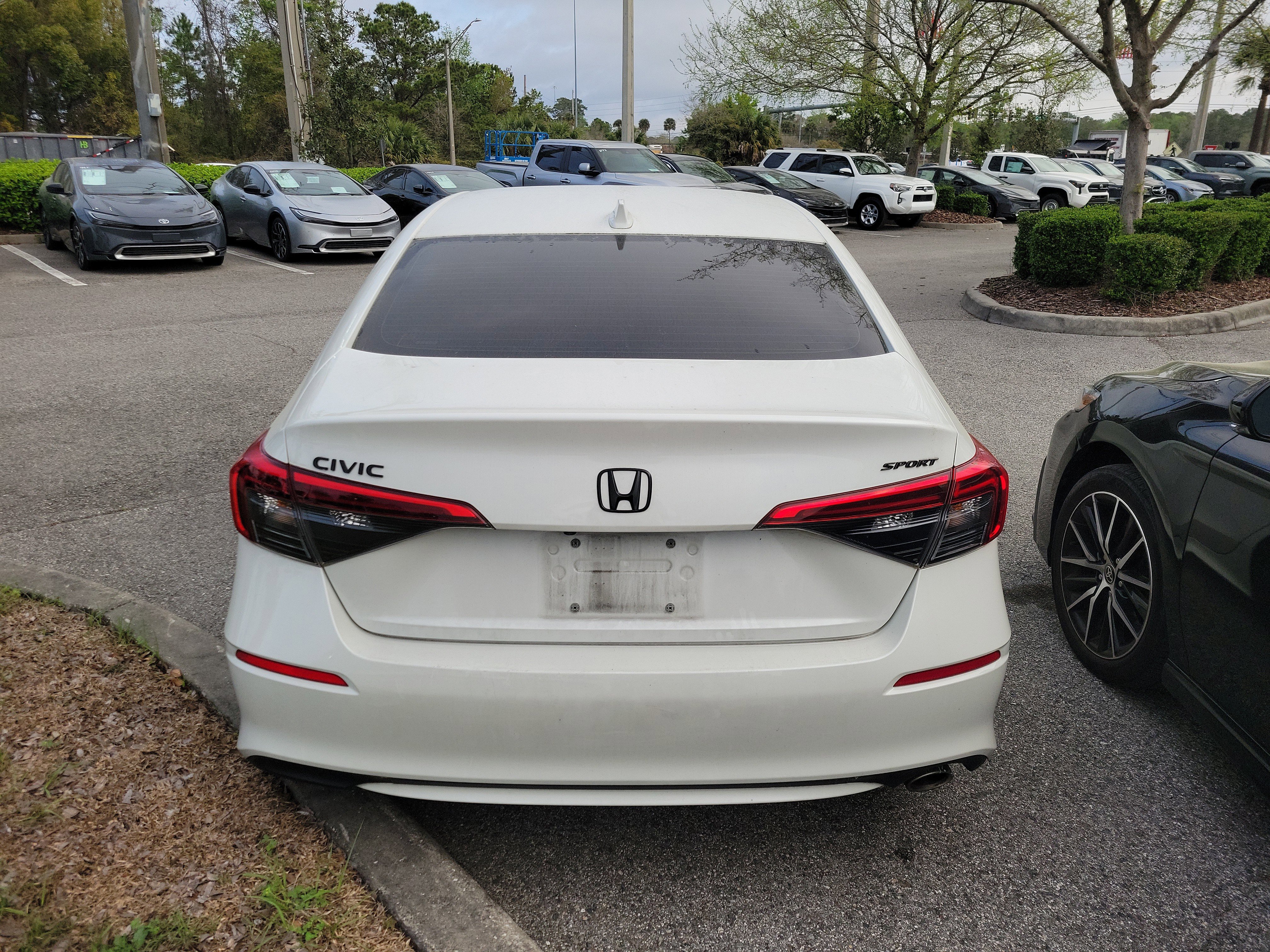 Used 2023 Honda Civic Sport image 14