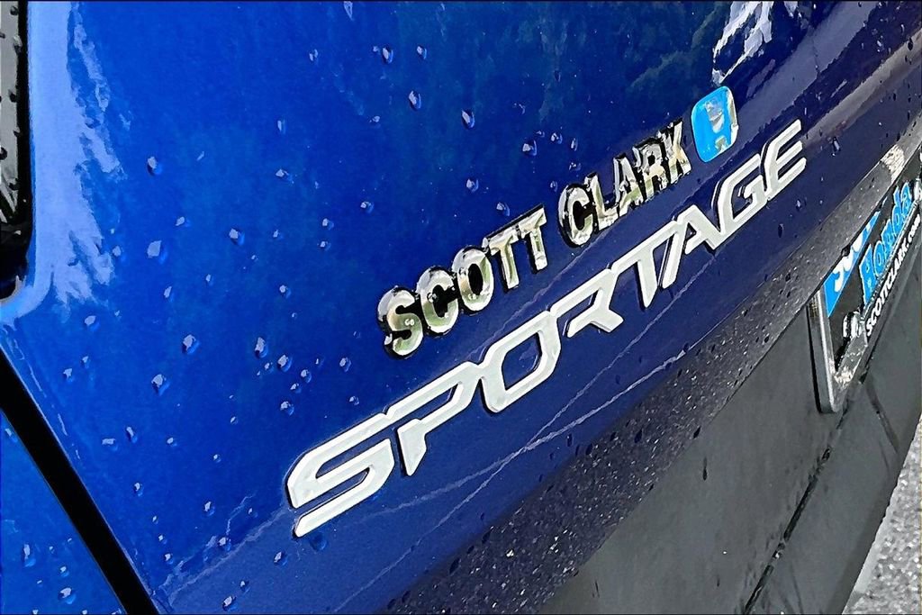 Used 2024 Kia Sportage EX FWD image 22