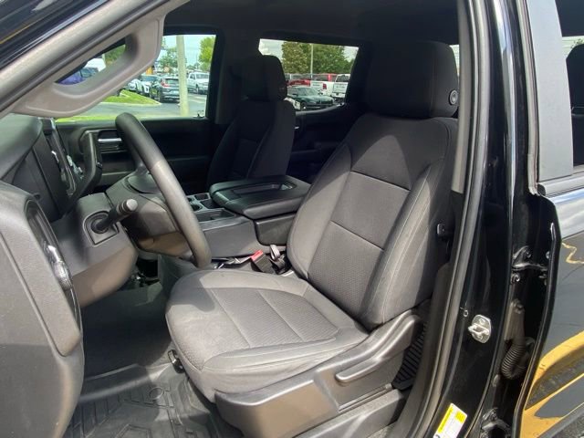 Used 2020 Chevrolet Silverado 1500 Custom w/ Custom Value Package image 15