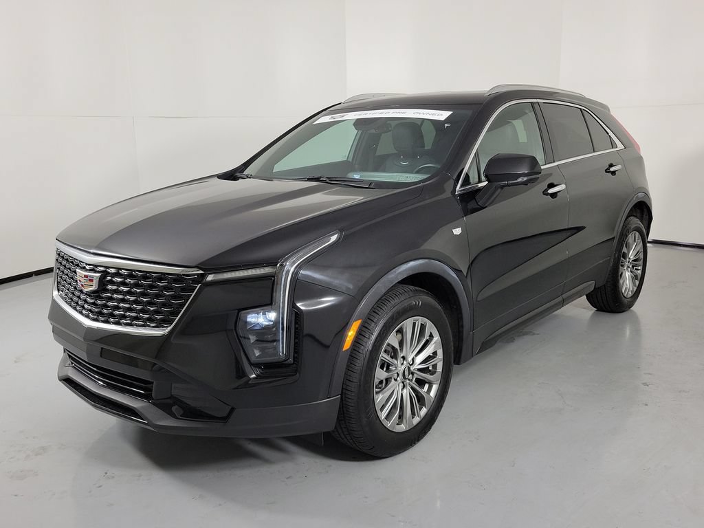 Certified 2025 Cadillac XT4 Premium Luxury FWD image 2