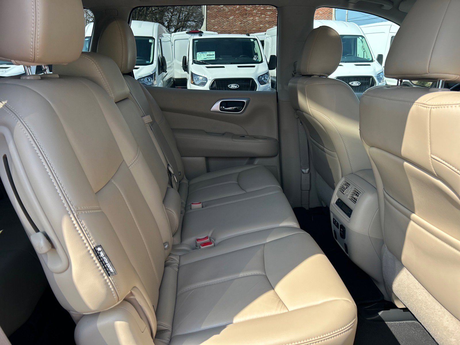 Used 2019 Nissan Pathfinder SL w/ SL Premium Package image 23