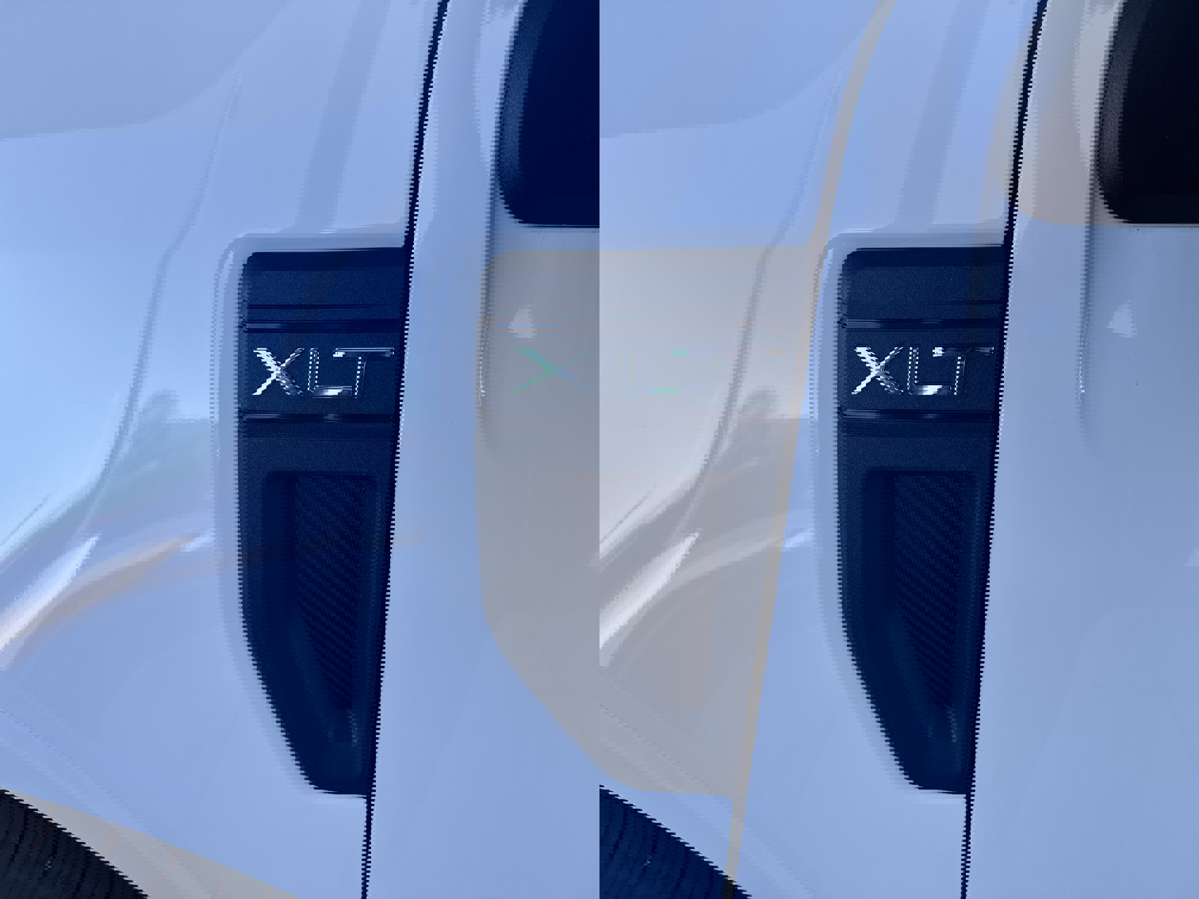 New 2026 Ford Maverick XLT w/ XLT Luxury Package AWD/4WD image 8