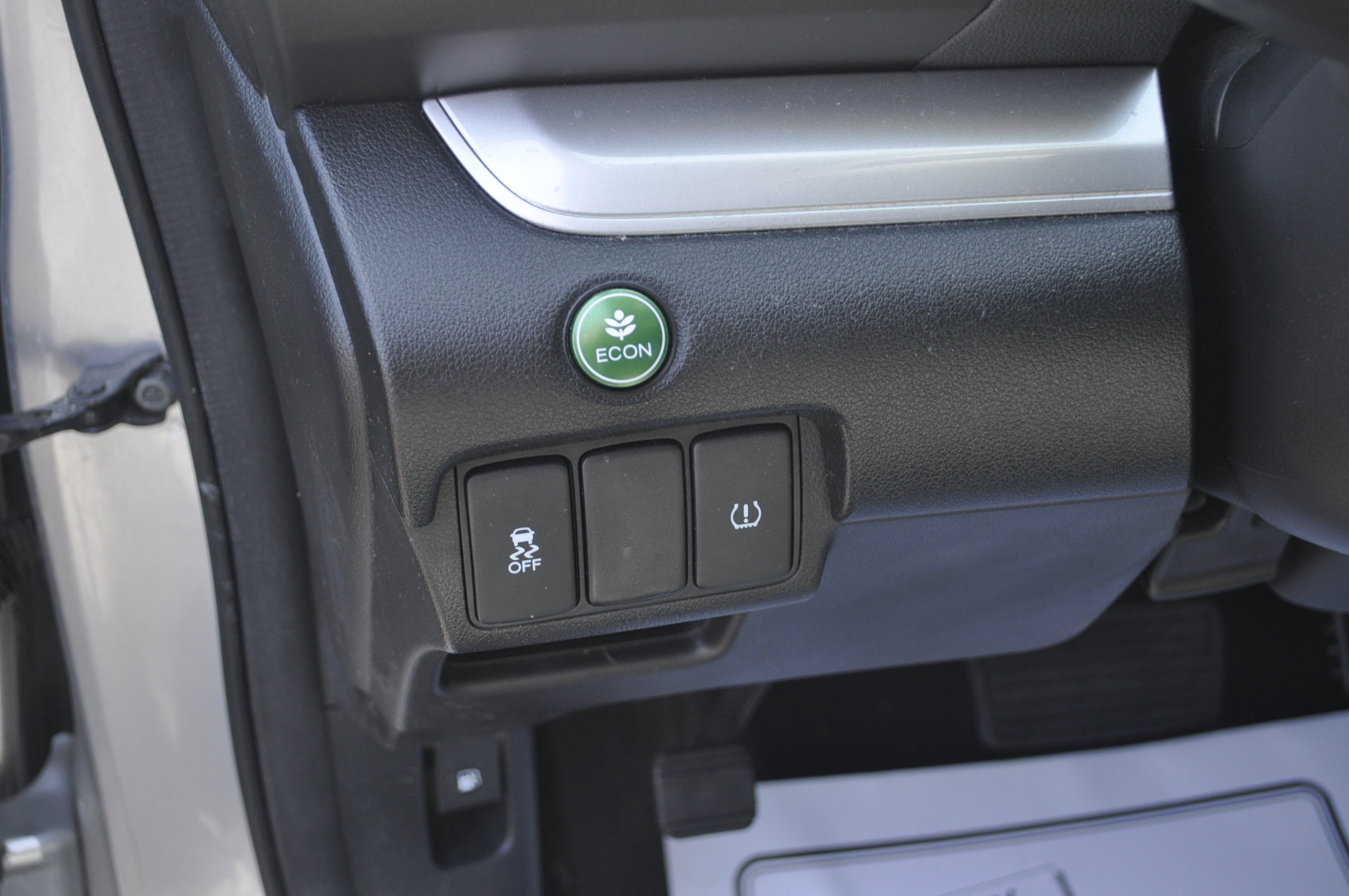 Used 2015 Honda CR-V LX image 17