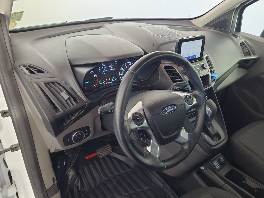 Used 2022 Ford Transit Connect XLT FWD image 13