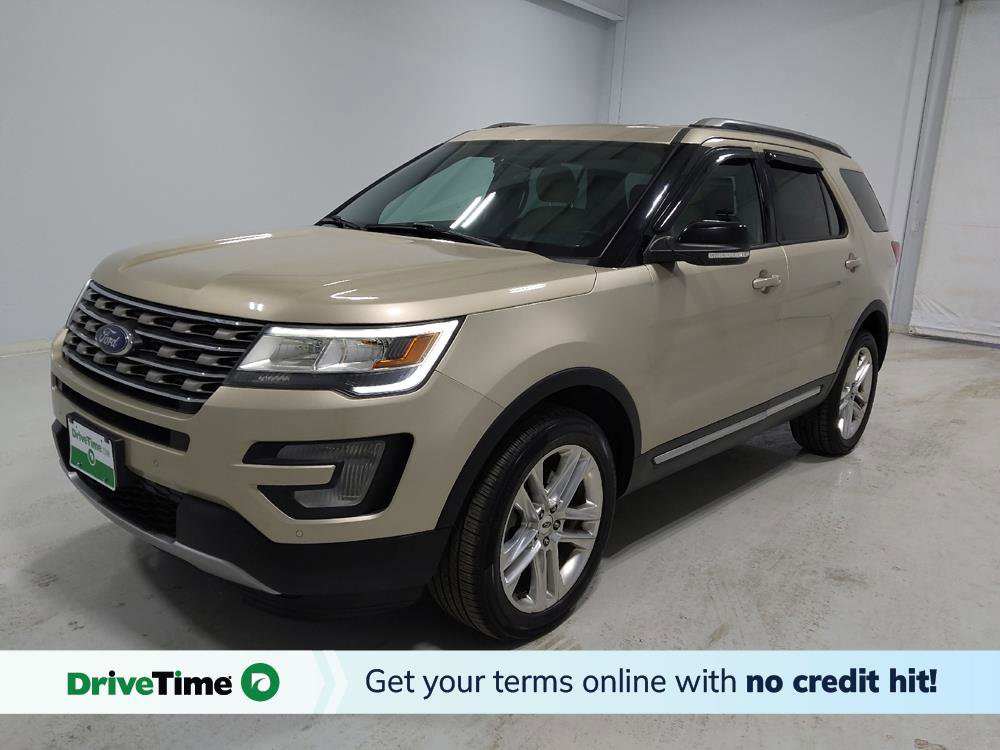 Used 2017 Ford Explorer XLT w/ Equipment Group 202A image 1