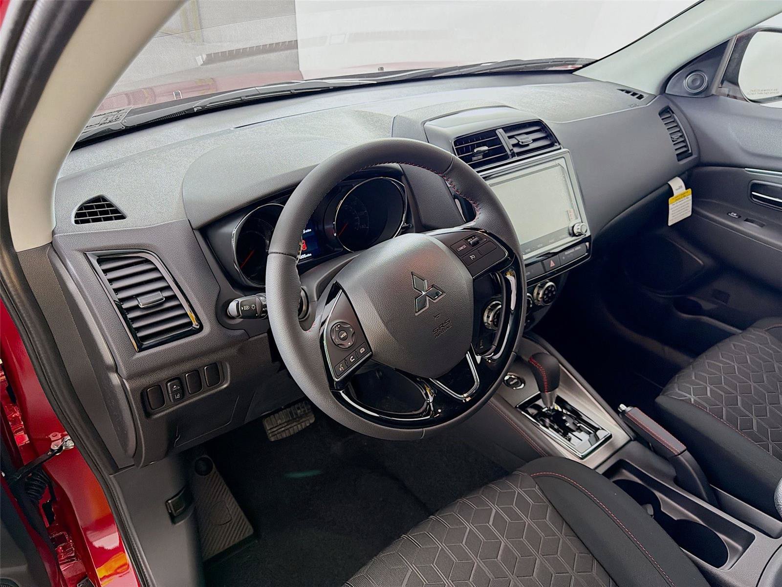 New 2026 Mitsubishi Outlander Sport LE AWD/4WD image 9
