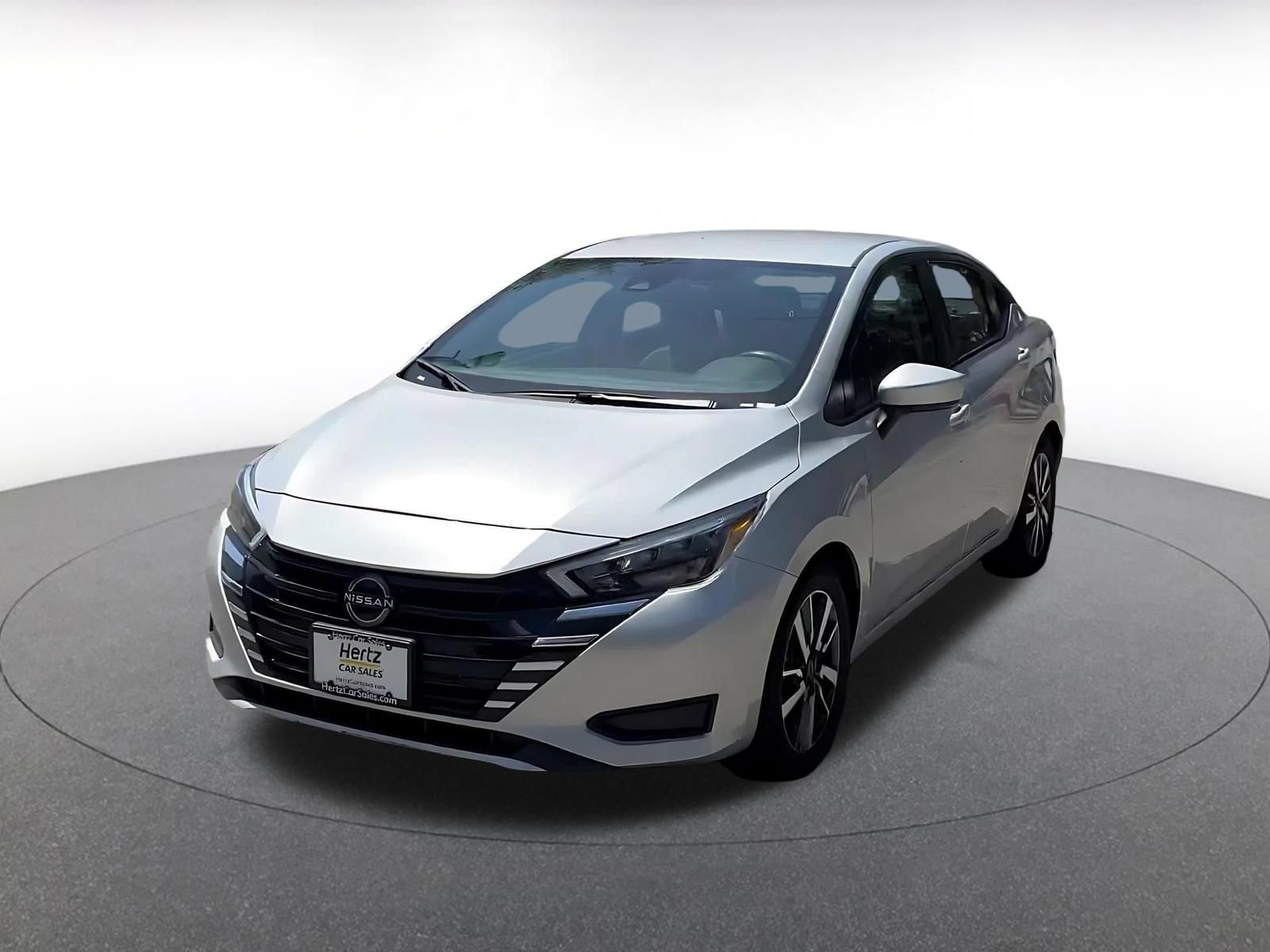 Used 2025 Nissan Versa SV FWD image 6