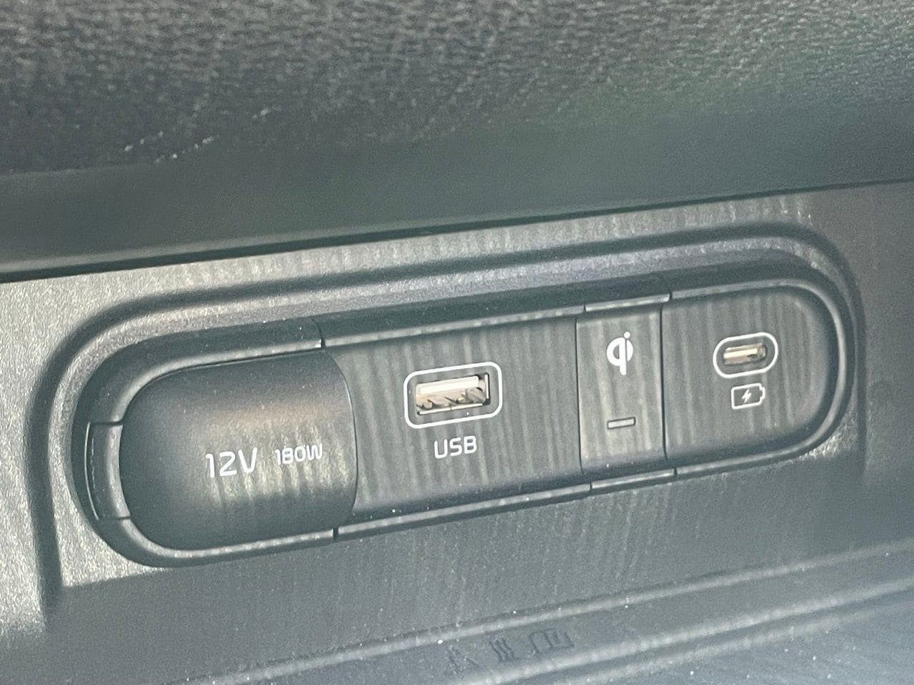 Used 2024 Kia Sportage SX FWD image 8