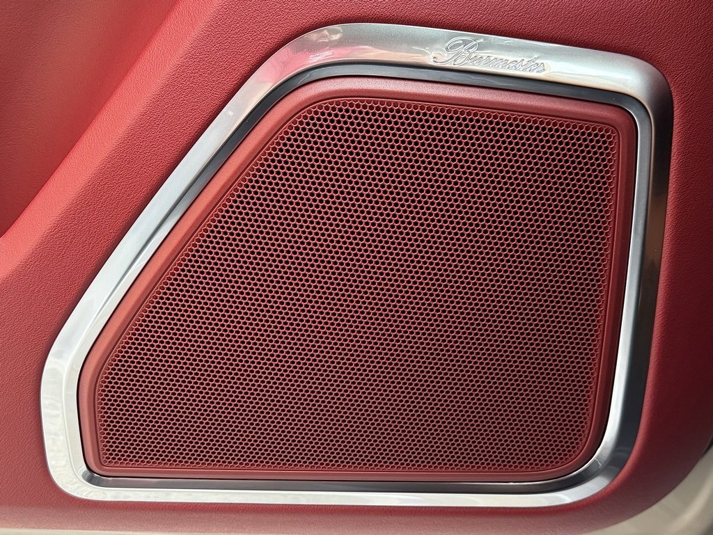 New 2026 Porsche Macan GTS image 18