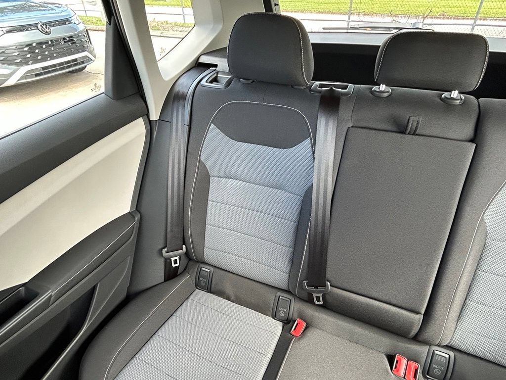 New 2026 Volkswagen Taos S FWD image 11