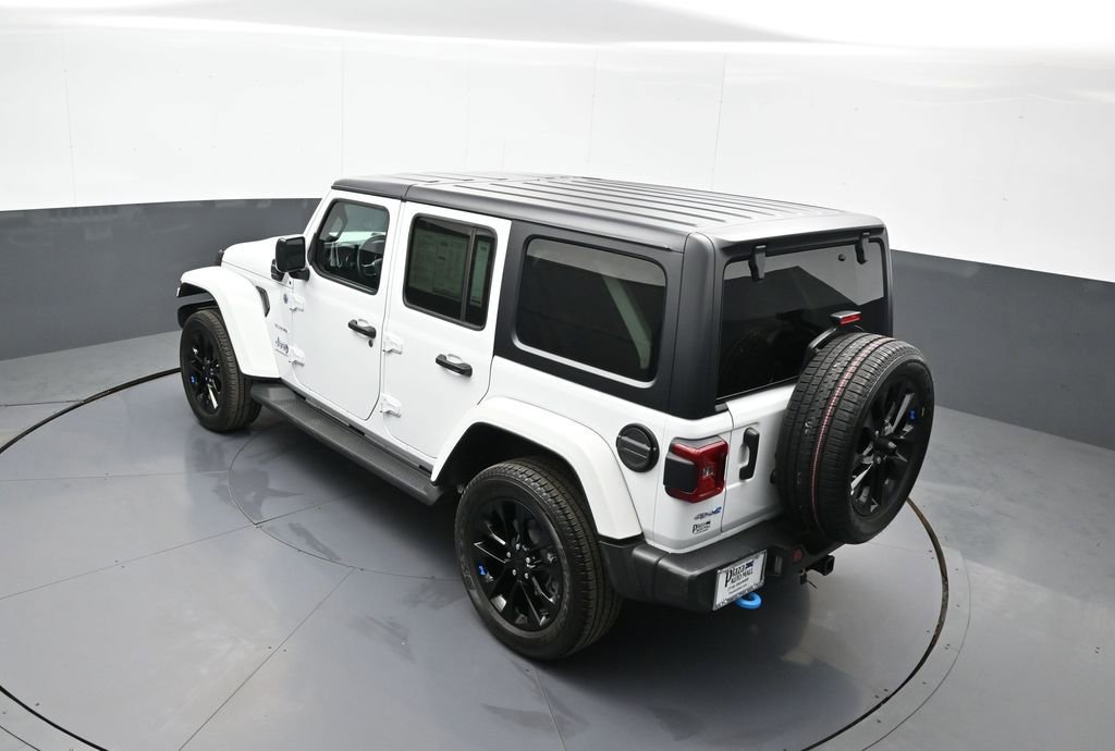 Used 2023 Jeep Wrangler Unlimited Sahara w/ Cold Weather Group image 45