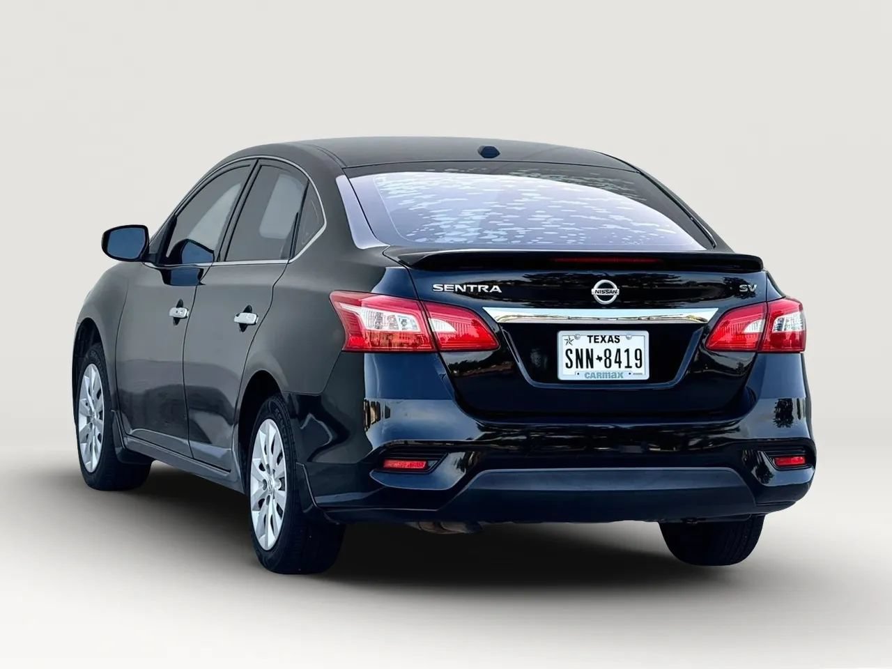 Used 2016 Nissan Sentra SV FWD image 5