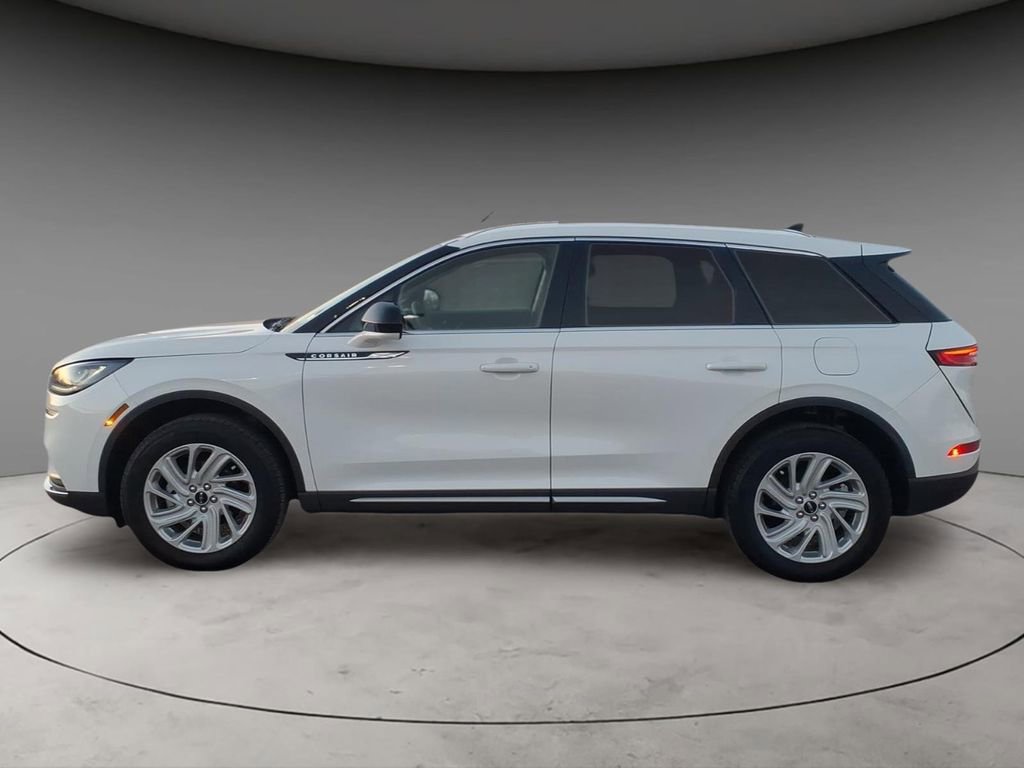 Certified 2022 Lincoln Corsair FWD image 2