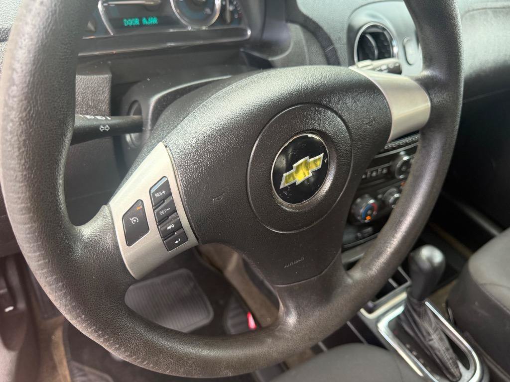 Used 2011 Chevrolet HHR LT FWD image 24