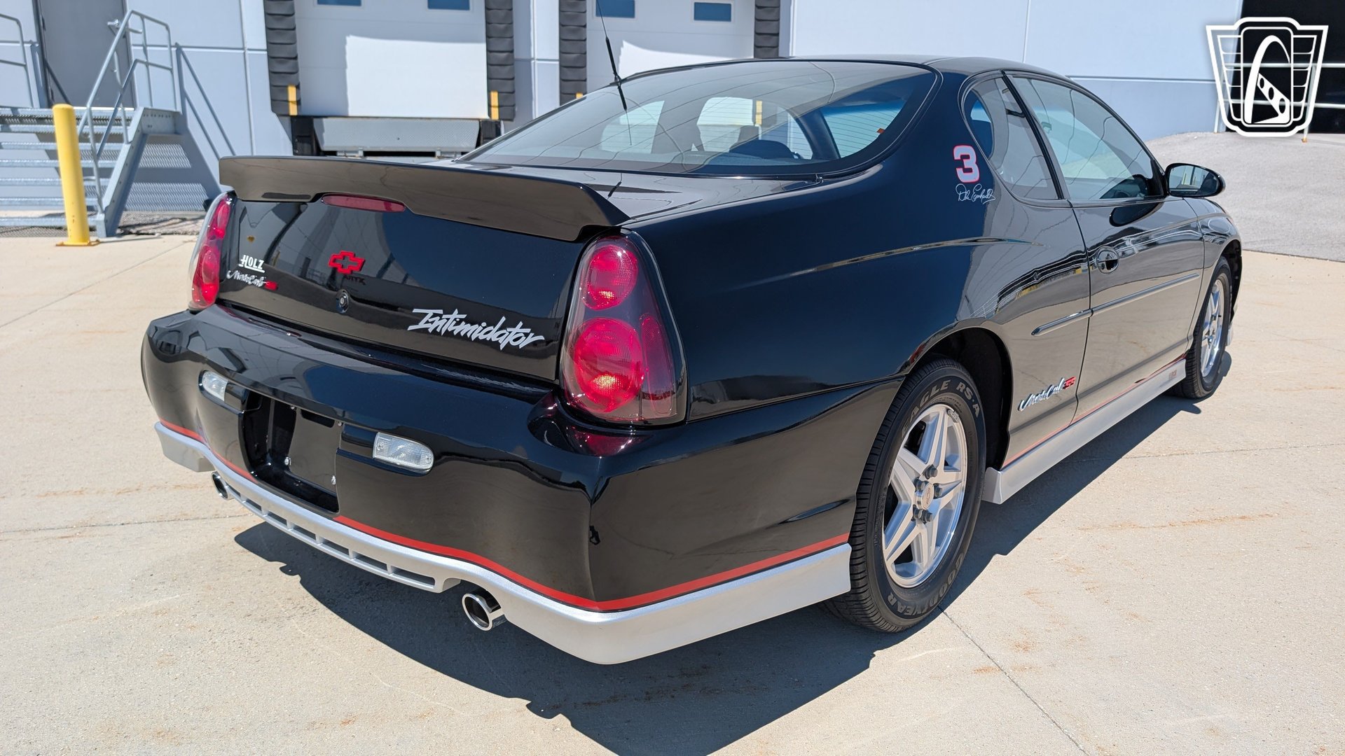 Used 2002 Chevrolet Monte Carlo SS w/ Pace Car Replica Pkg FWD image 15