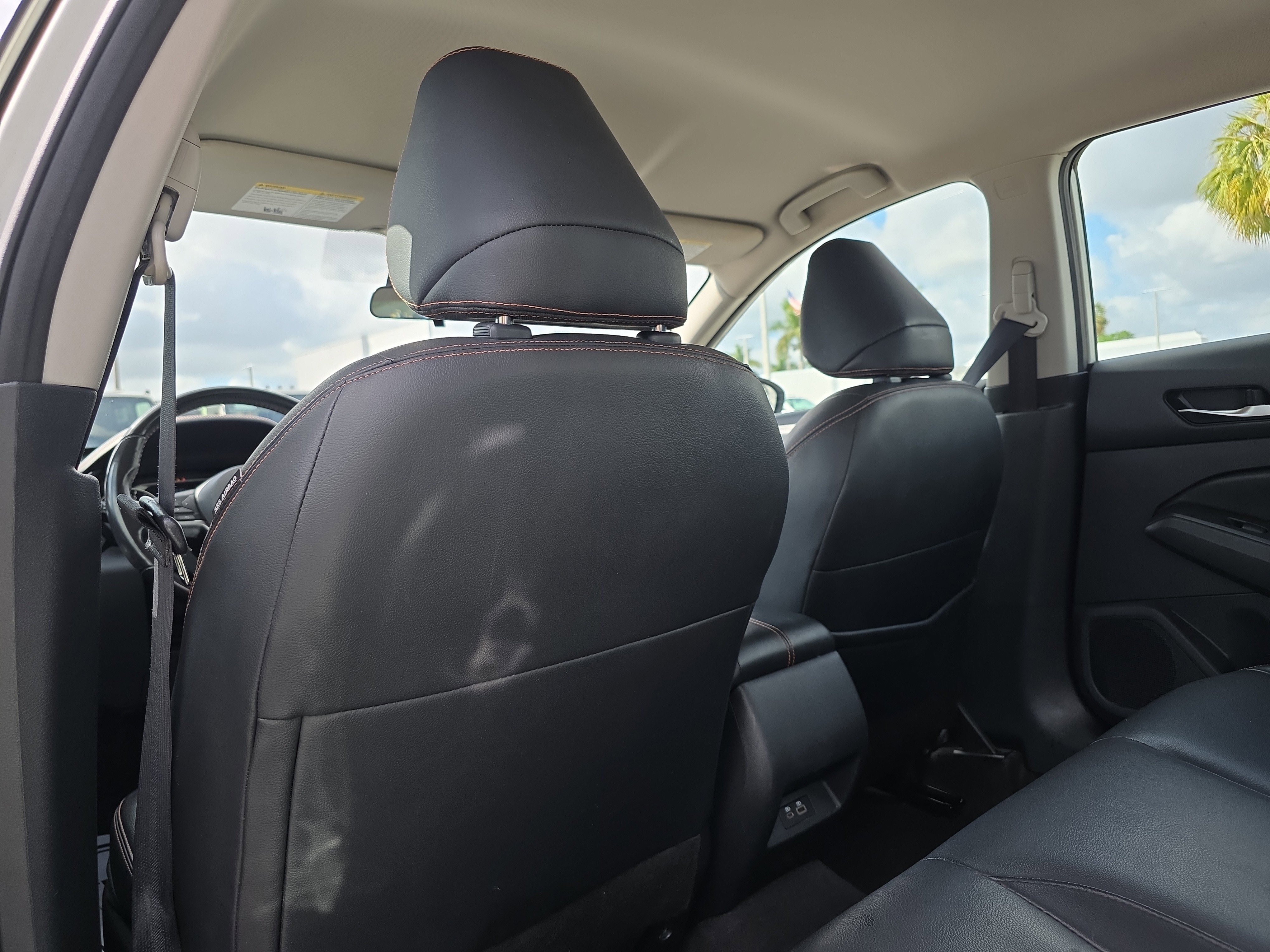 Used 2022 Nissan Altima 2.5 SR image 17