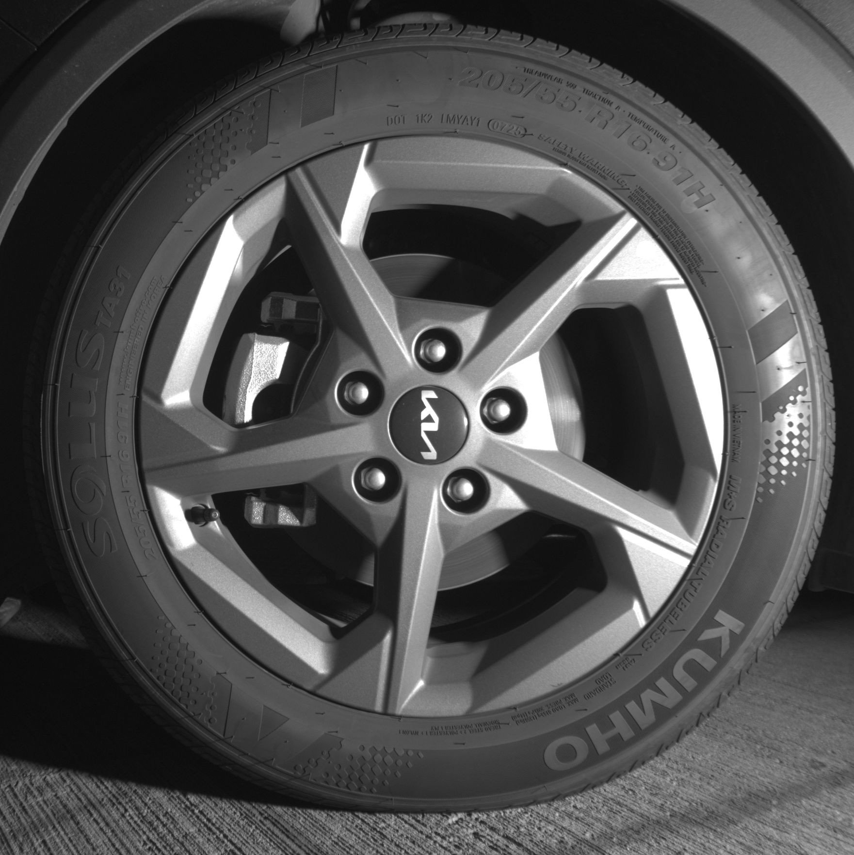 Used 2025 Kia K4 LXS image 12