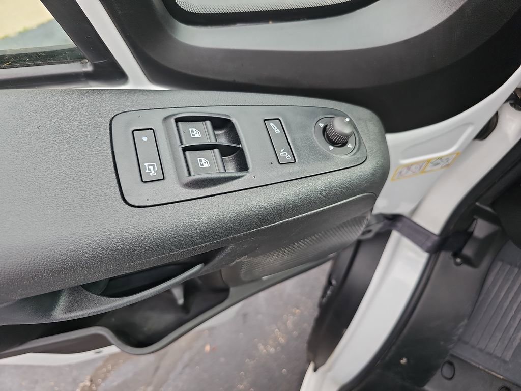 Used 2025 RAM ProMaster 3500 w/ Convenience Group FWD image 26