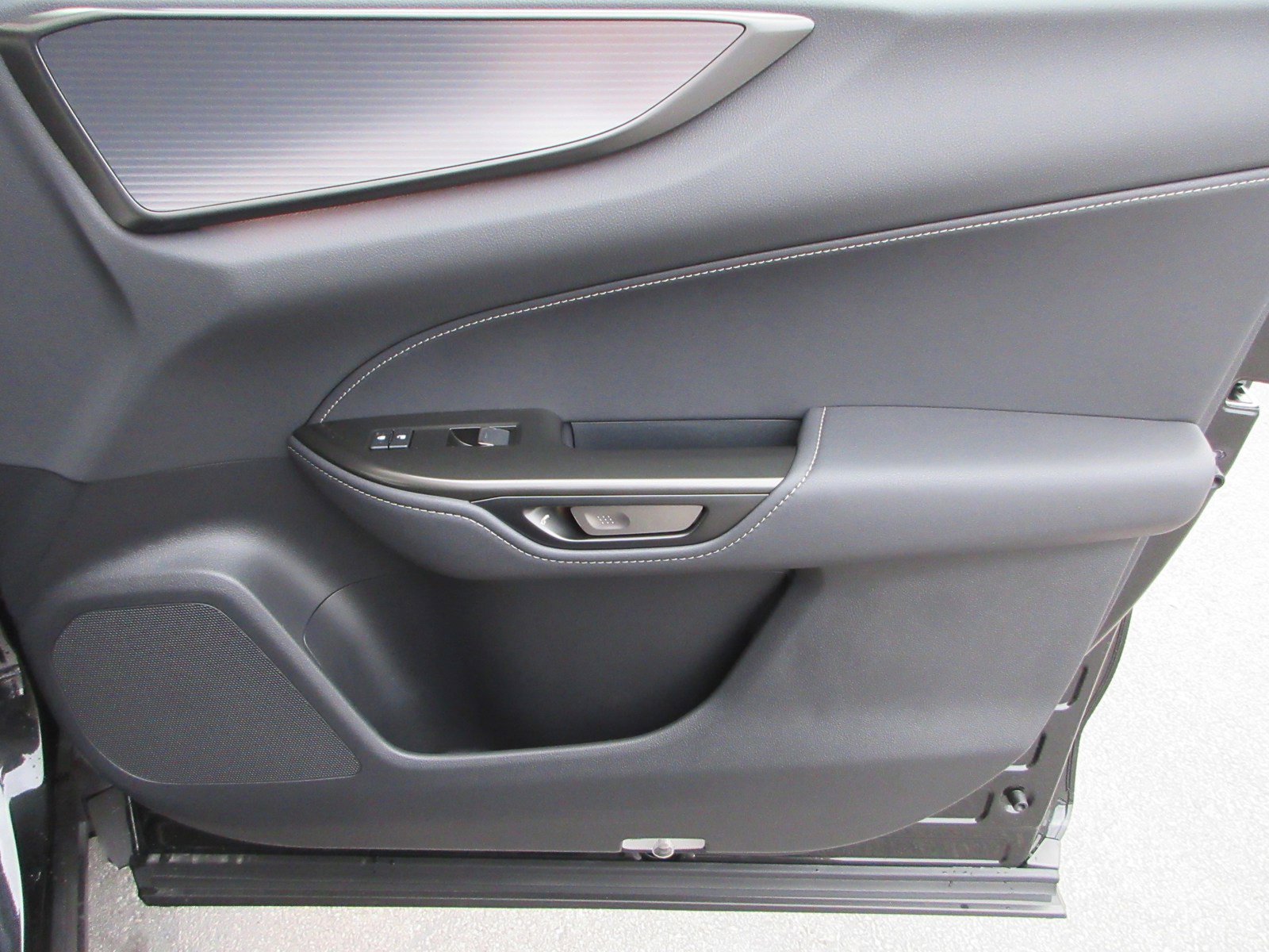 New 2026 Lexus NX 450h+ F Sport image 23