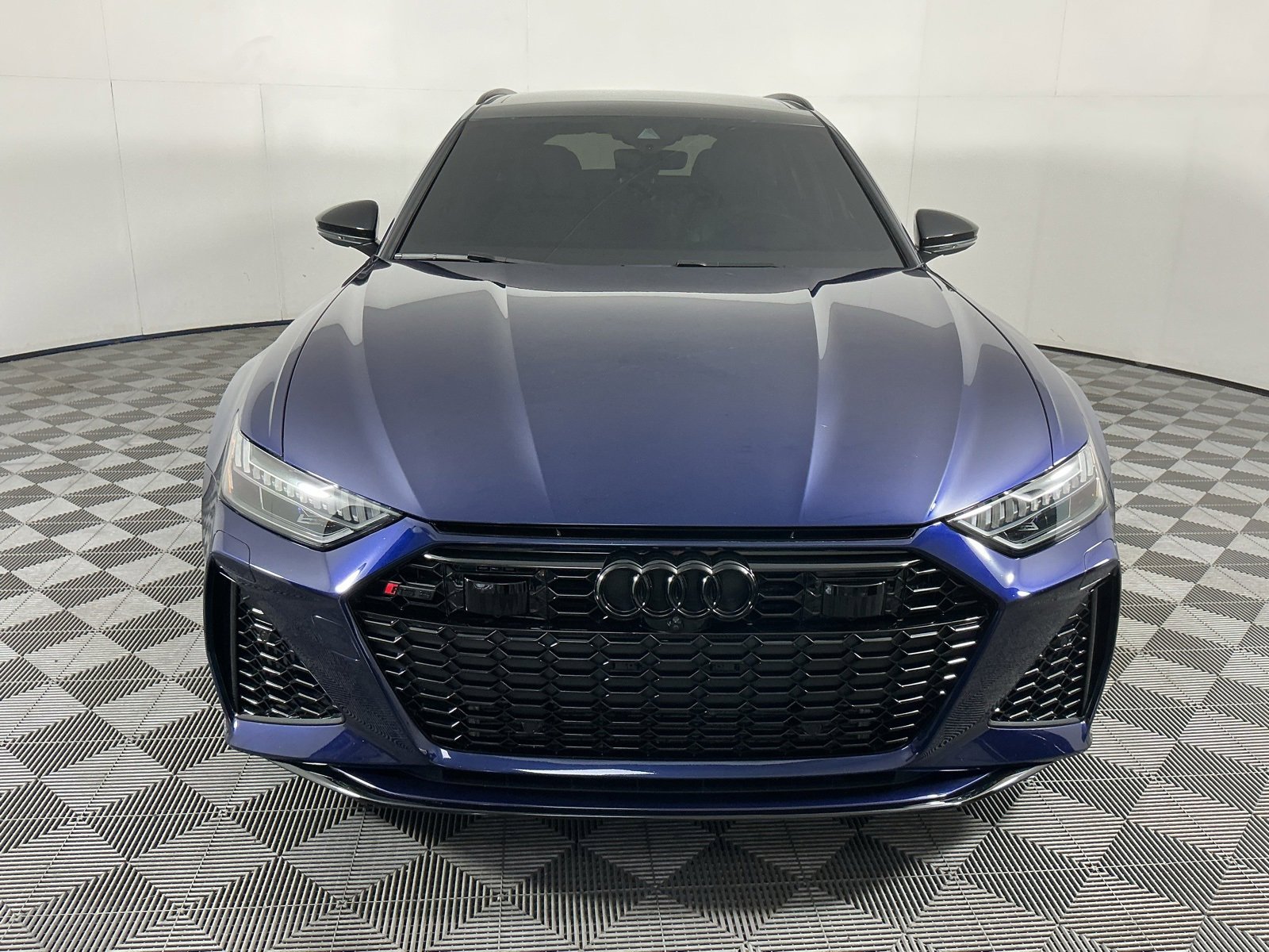 Used 2021 Audi RS 6 image 2