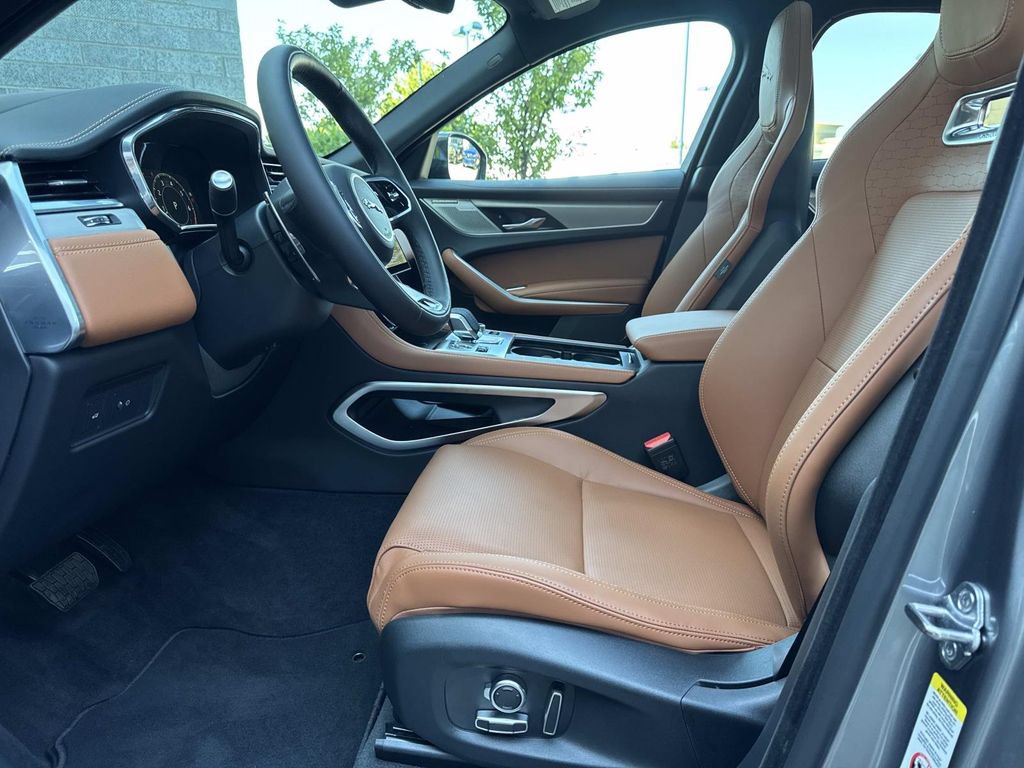 New 2026 Jaguar F-PACE R-Dynamic S AWD/4WD image 19