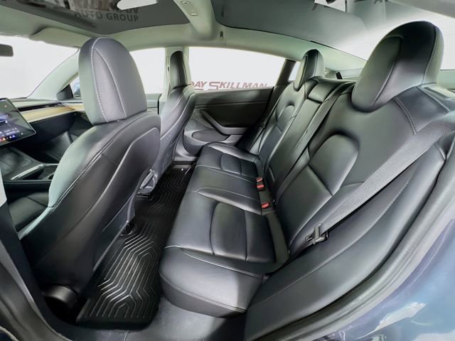Used 2022 Tesla Model 3 image 21