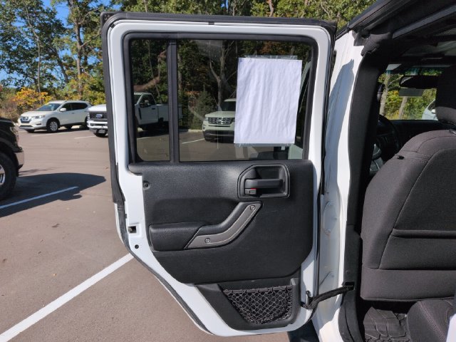 Used 2018 Jeep Wrangler Unlimited Sport S AWD/4WD image 21