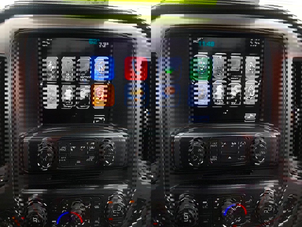 Used 2018 GMC Sierra 2500 SLT w/ Duramax Plus Package image 24