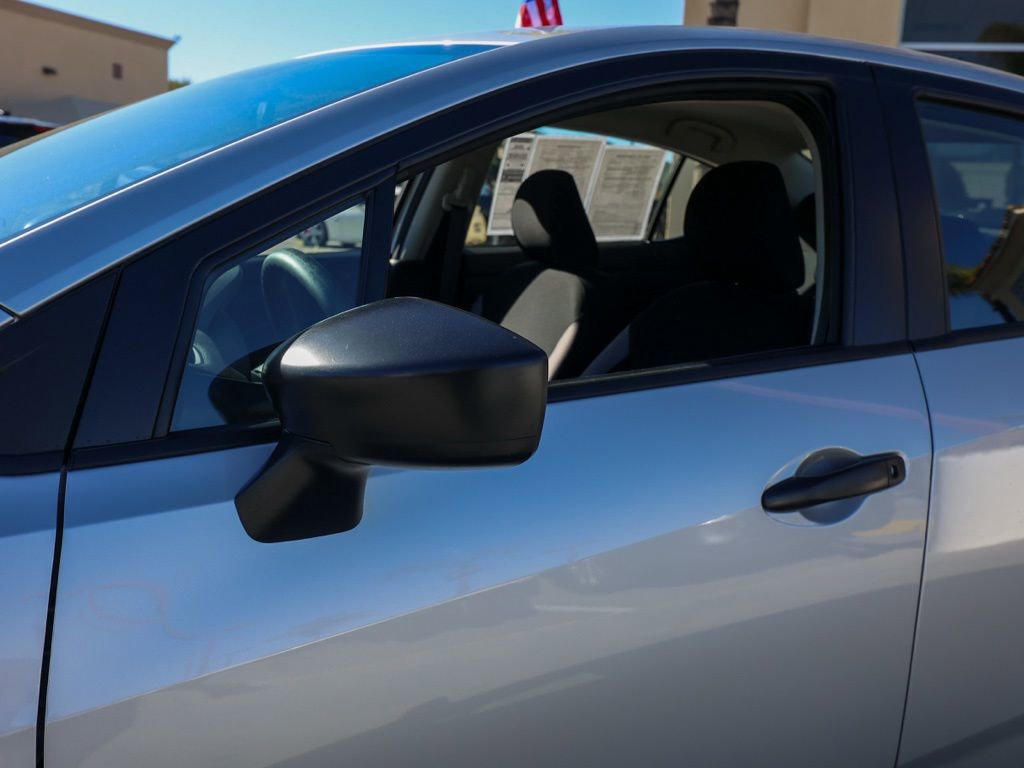 Used 2025 Nissan Versa S w/ Trunk Package image 12