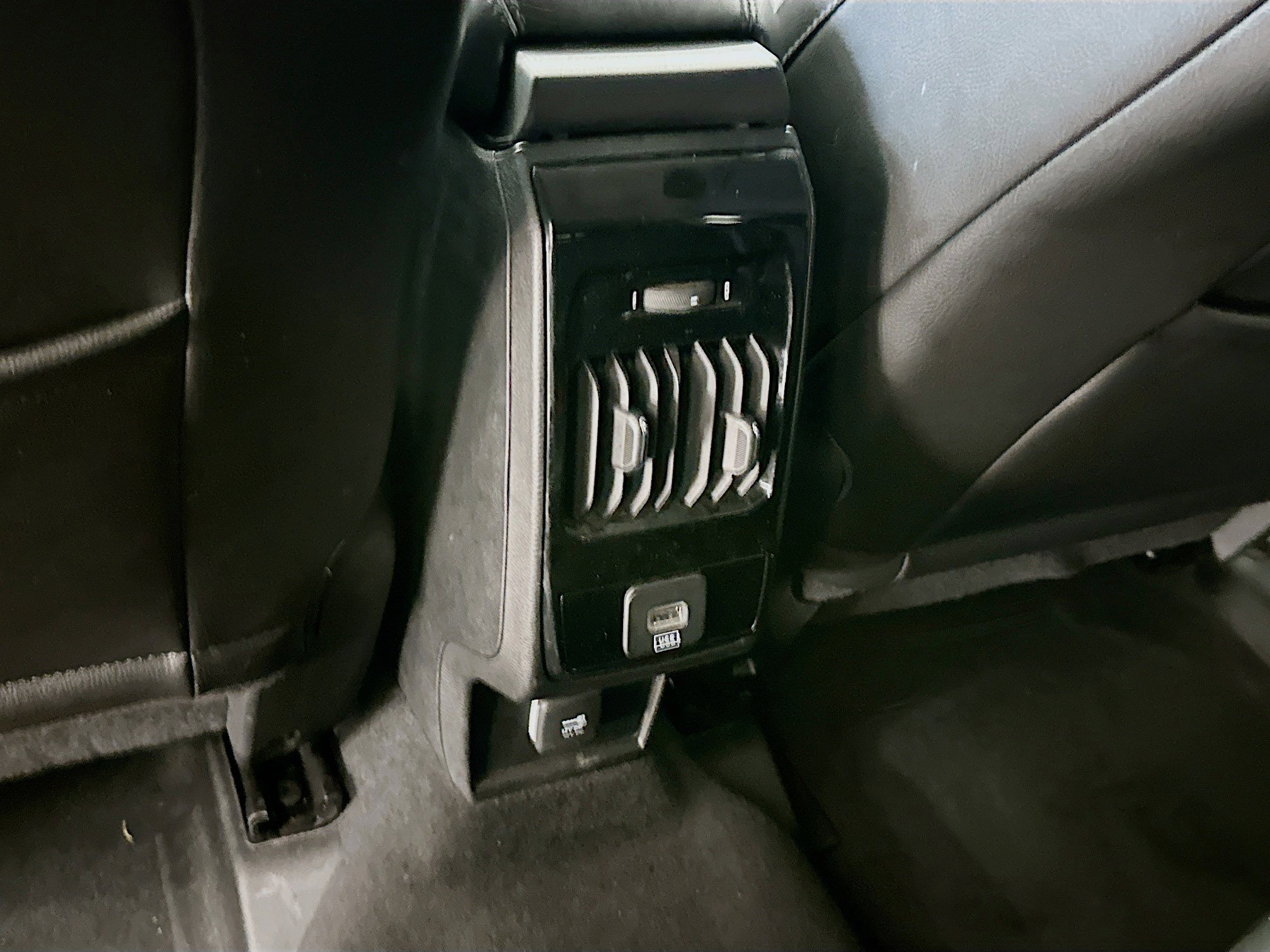 Used 2022 Jeep Compass Latitude image 27