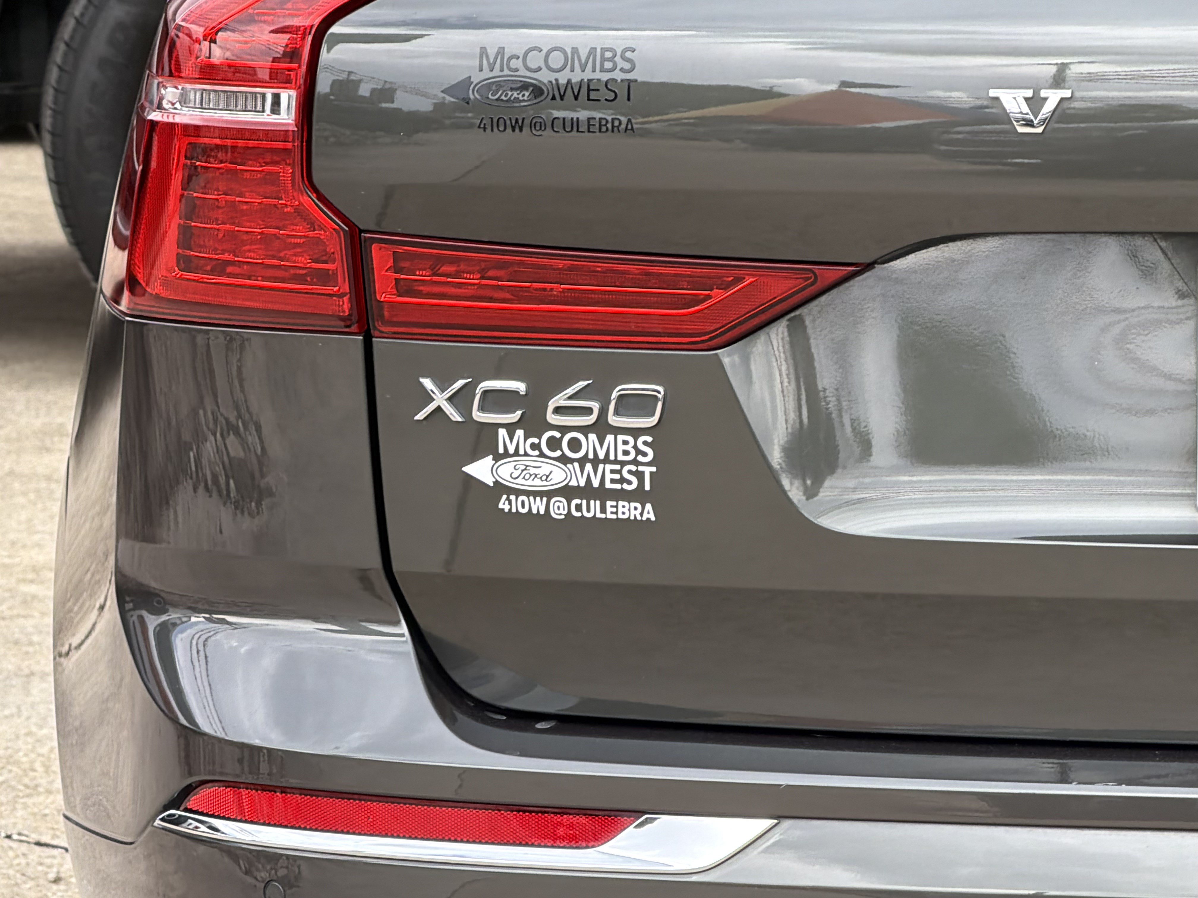 Used 2021 Volvo XC60 T5 Inscription FWD image 8