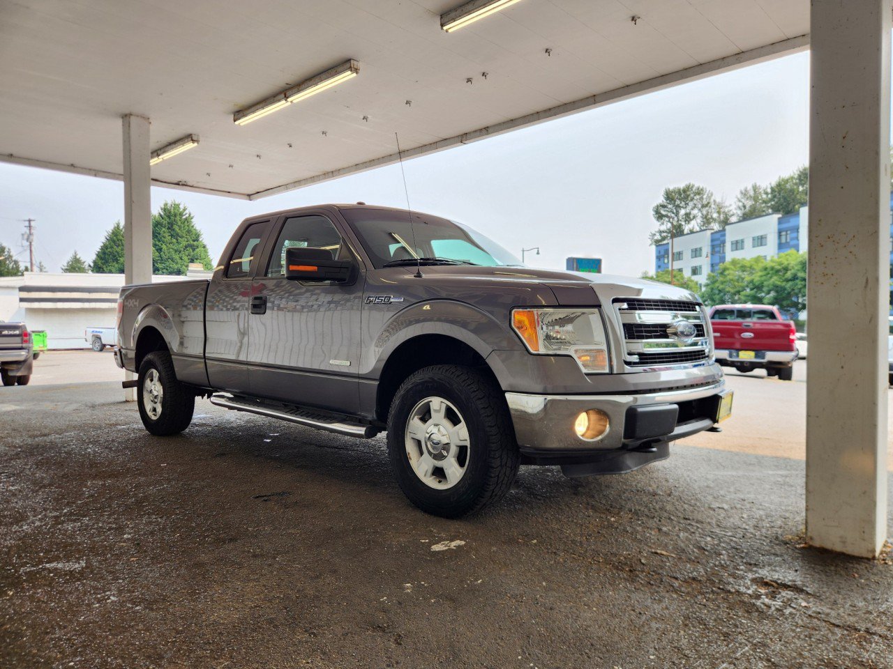 Used 2013 Ford F150 XLT w/ Mid Equipment Group AWD/4WD image 7