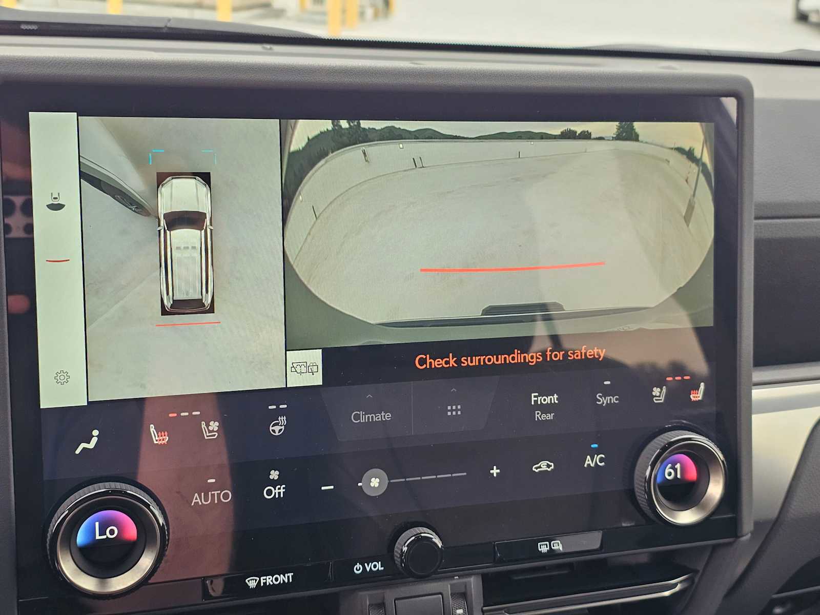 Used 2024 Lexus GX 550 w/ Accessory Package (2T) image 28