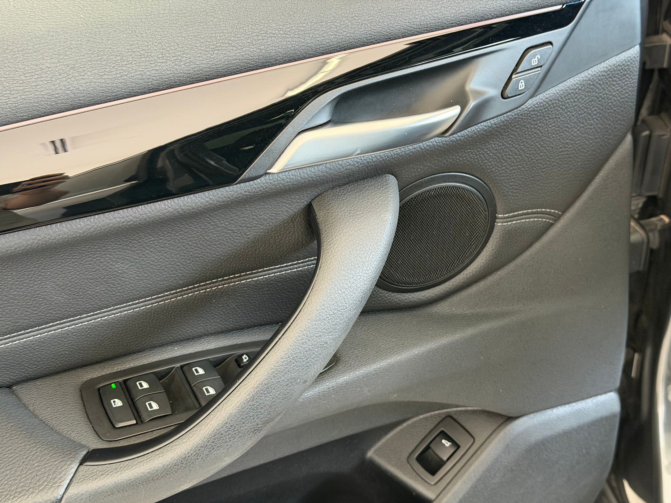 Used 2019 BMW X1 xDrive28i w/ Convenience Package image 24