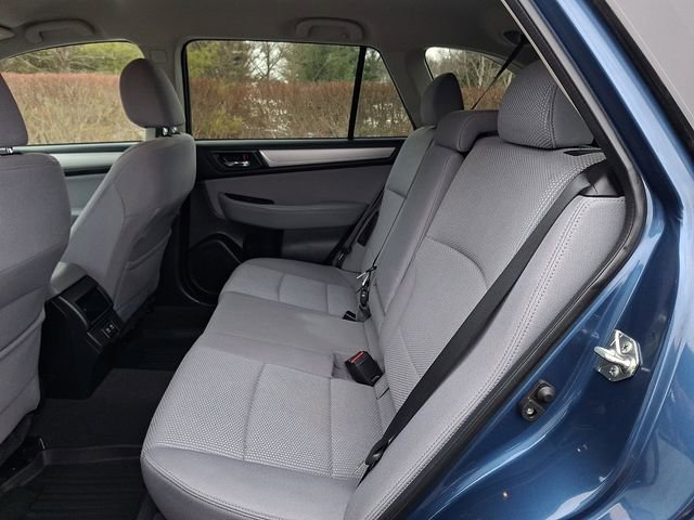 Used 2019 Subaru Outback 2.5i Premium image 10