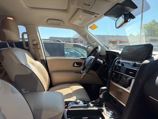 Used 2023 Nissan Armada SL w/ Cargo Package RWD image 8