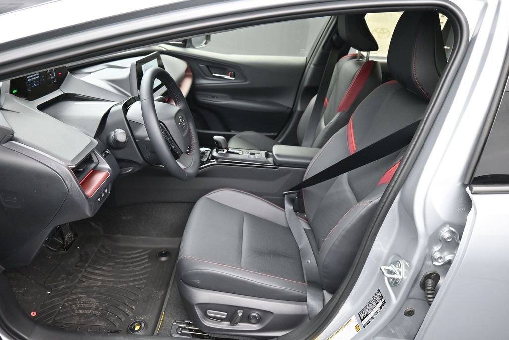 New 2026 Toyota Prius Plug-In Hybrid FWD image 19