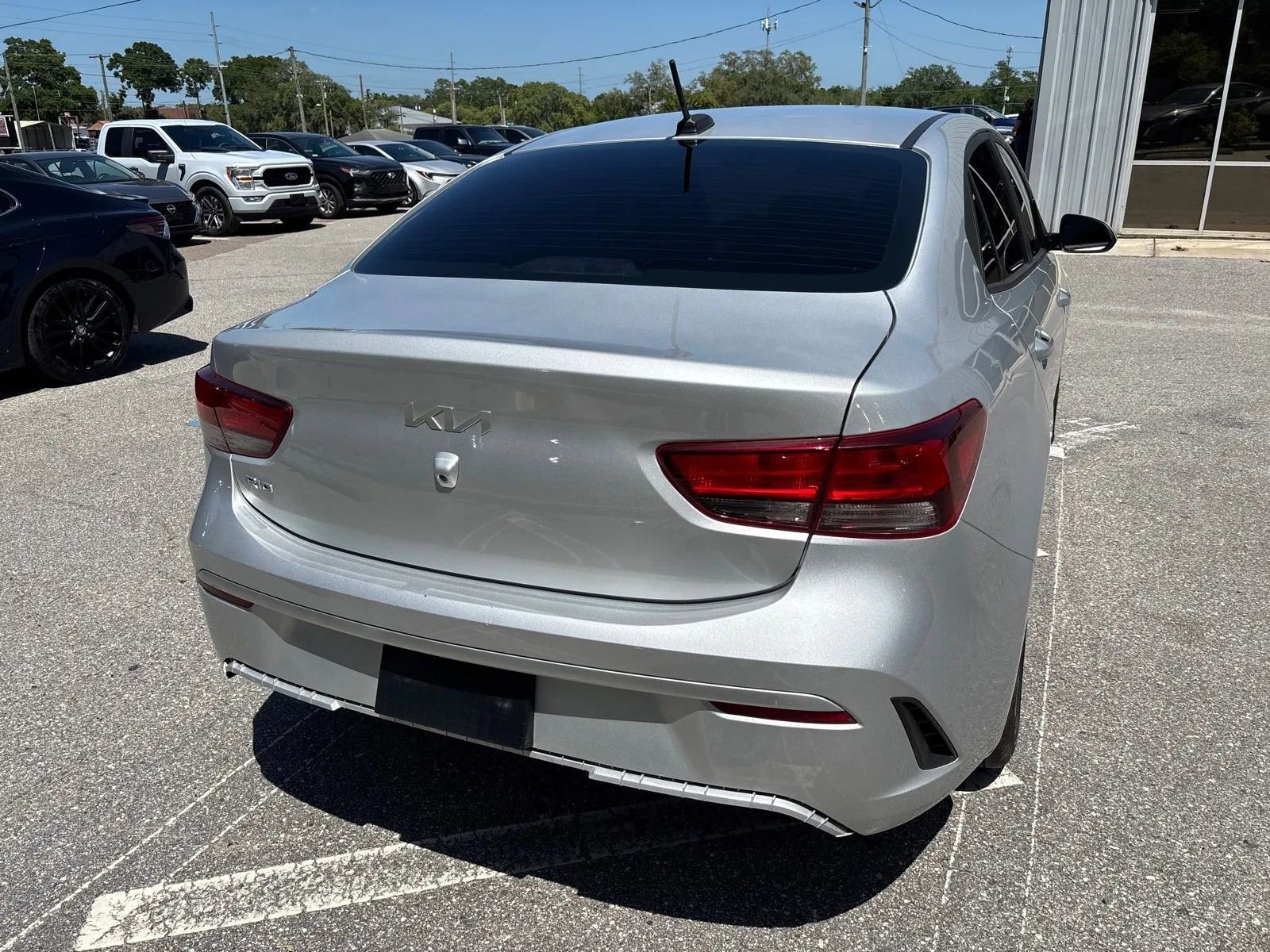 Used 2023 Kia Rio S FWD image 9