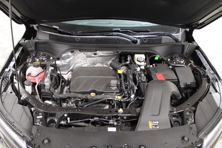 New 2026 Chevrolet Trax RS w/ Sunroof Package FWD image 45