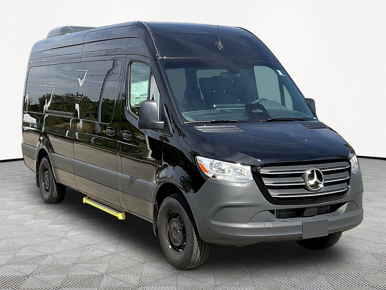 New 2026 Mercedes-Benz Sprinter 2500 image 3