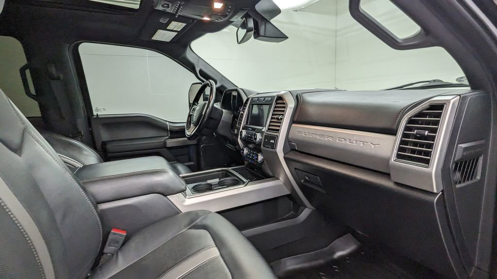 Certified 2019 Ford F450 Platinum w/ Platinum Ultimate Package image 41