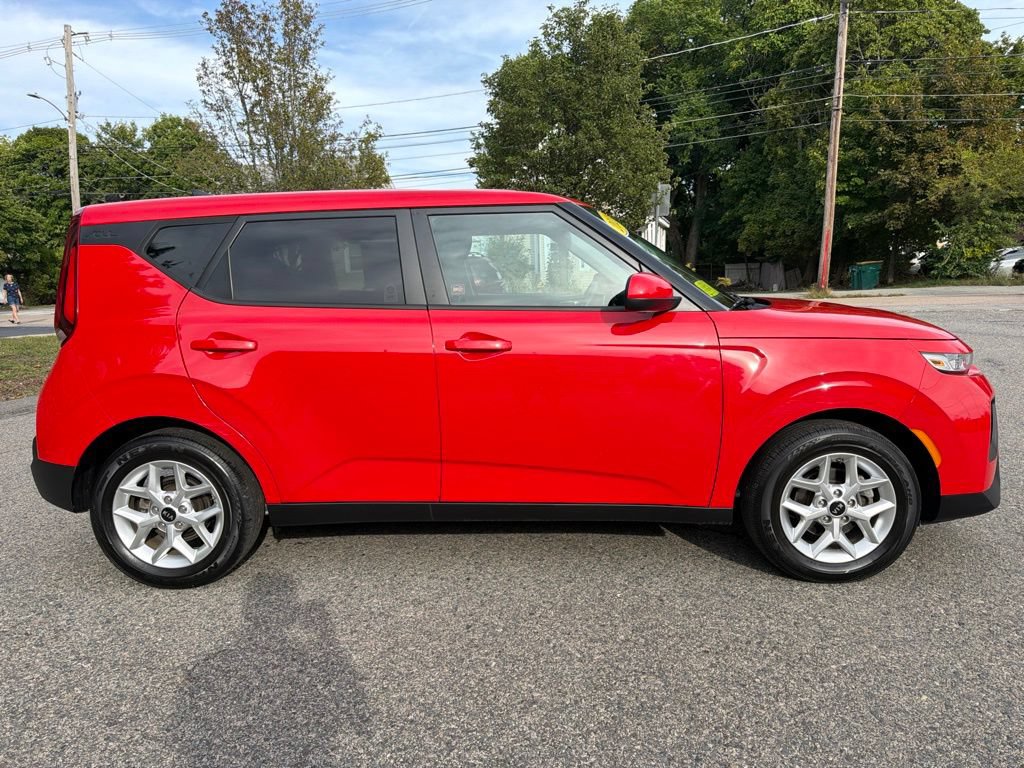 Used 2020 Kia Soul S FWD image 8