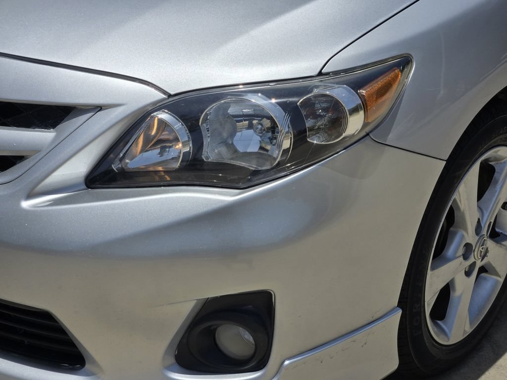 Used 2013 Toyota Corolla S FWD image 5