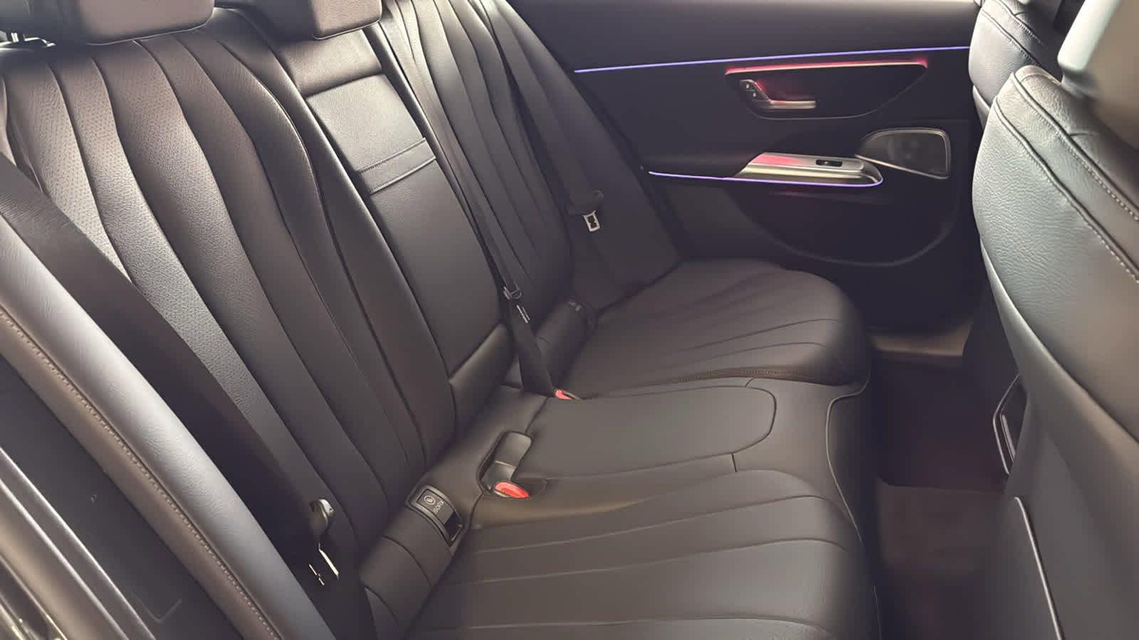 New 2026 Mercedes-Benz E 350 4MATIC Sedan image 35