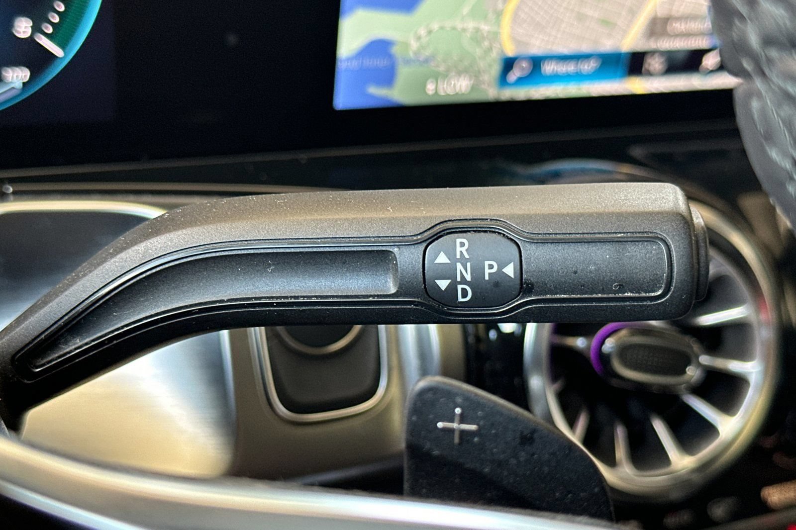 Used 2023 Mercedes-Benz EQB 300 4MATIC w/ Exclusive Package image 28