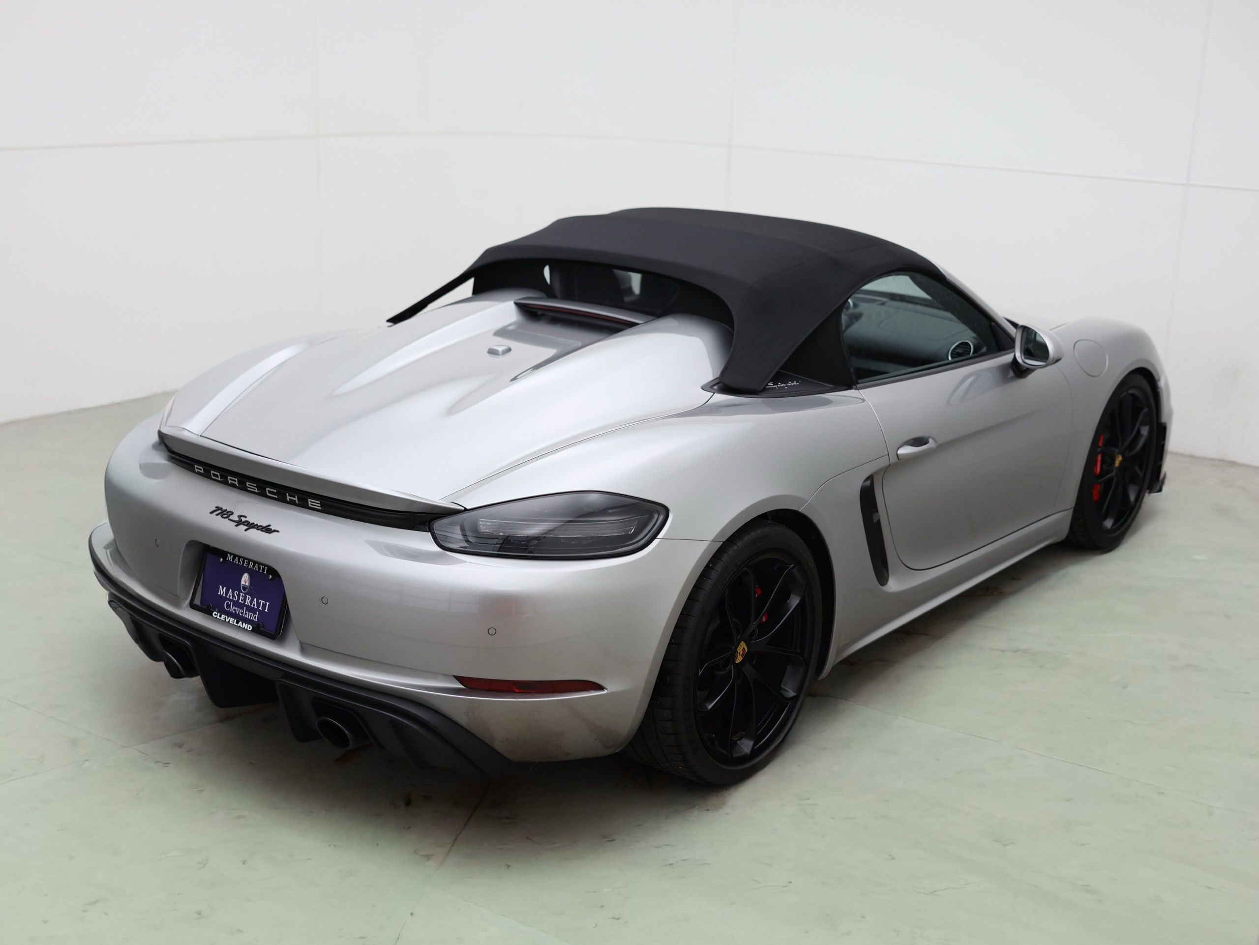 Used 2022 Porsche 718 Boxster Spyder image 3