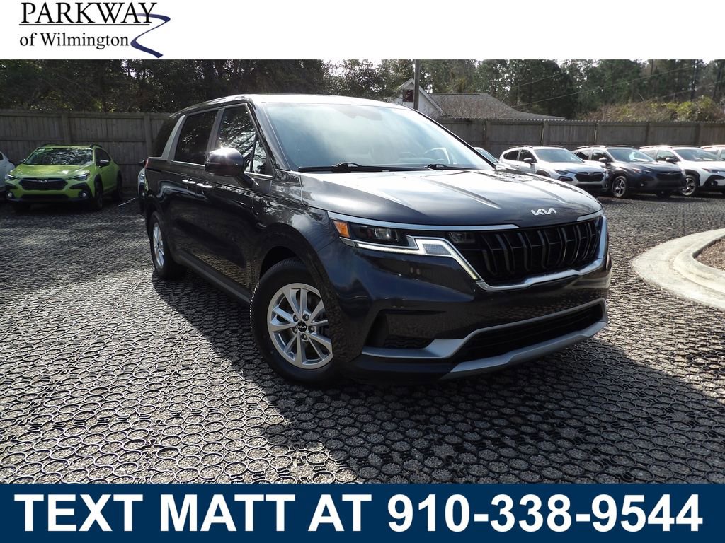 Used 2022 Kia Carnival LX FWD video 1